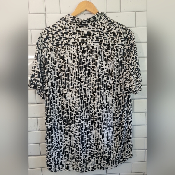 A-Frame Mens Short Sleeve Button Front Shirt Black White Abstract Print 100% Ray - Picture 3 of 5